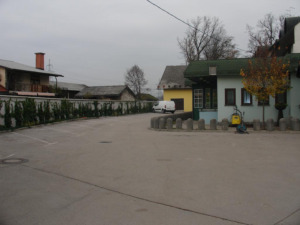 Janezic 3* Ljubljana